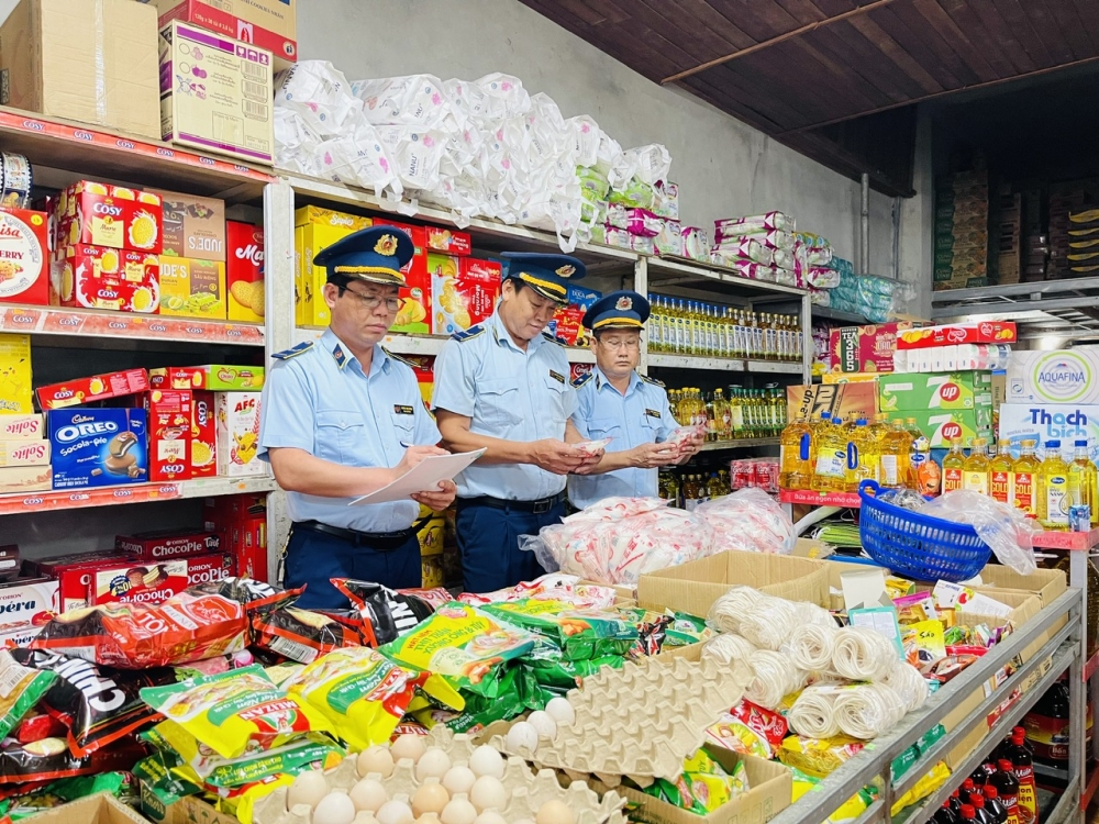 Quảng Trị: Liên tiếp phát hiện, ngăn chặn kịp thời bột ngọt nhập lậu vào thị trường nội địa