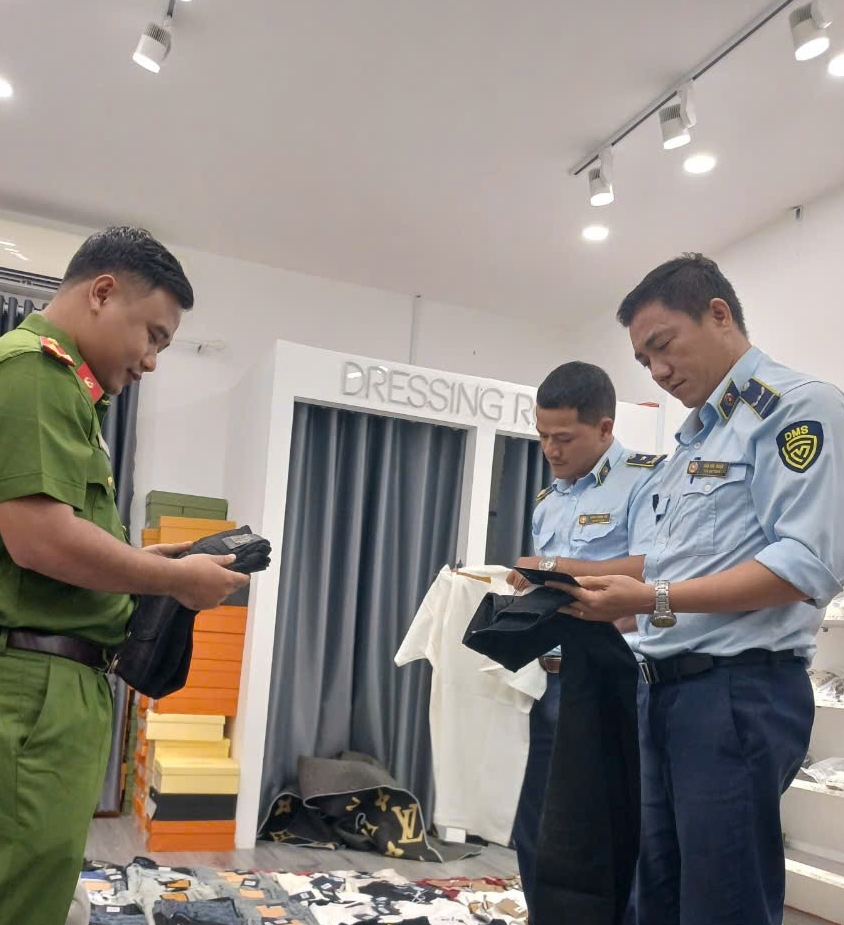 Phú Yên: Kiểm tra, phát hiện 01 hộ kinh doanh hàng hoá trên nền tảng thương mại điện tử có dấu hiệu giả mạo nhãn hiệu