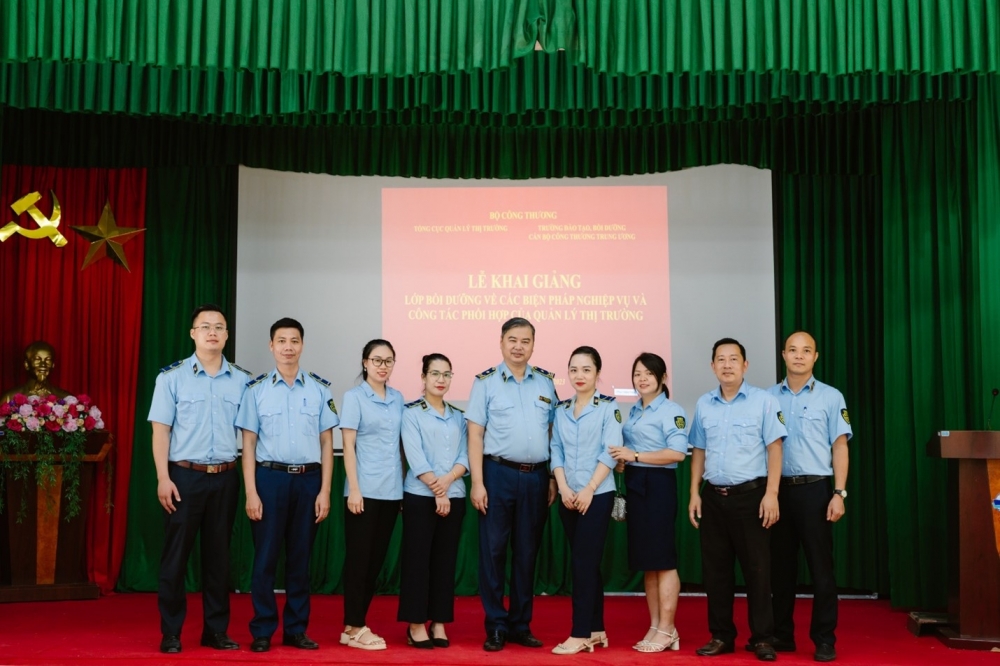 Lớp học đặc biệt của những người thầy “có một không hai” Lớp học đặc biệt của những người thầy “có một không hai”