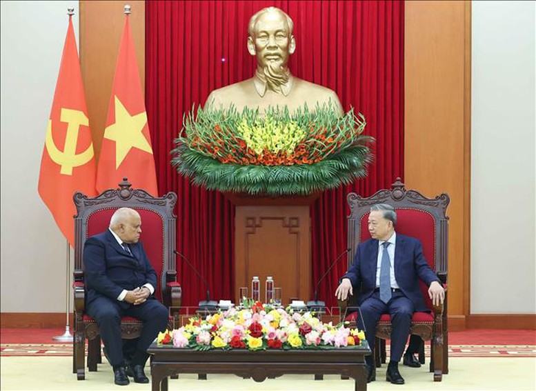 Tổng Bí thư Tô Lâm tiếp Đại sứ Cuba tại Việt Nam- Ảnh 2. Tổng Bí thư Tô Lâm tiếp Đại sứ Cuba tại Việt Nam- Ảnh 2.