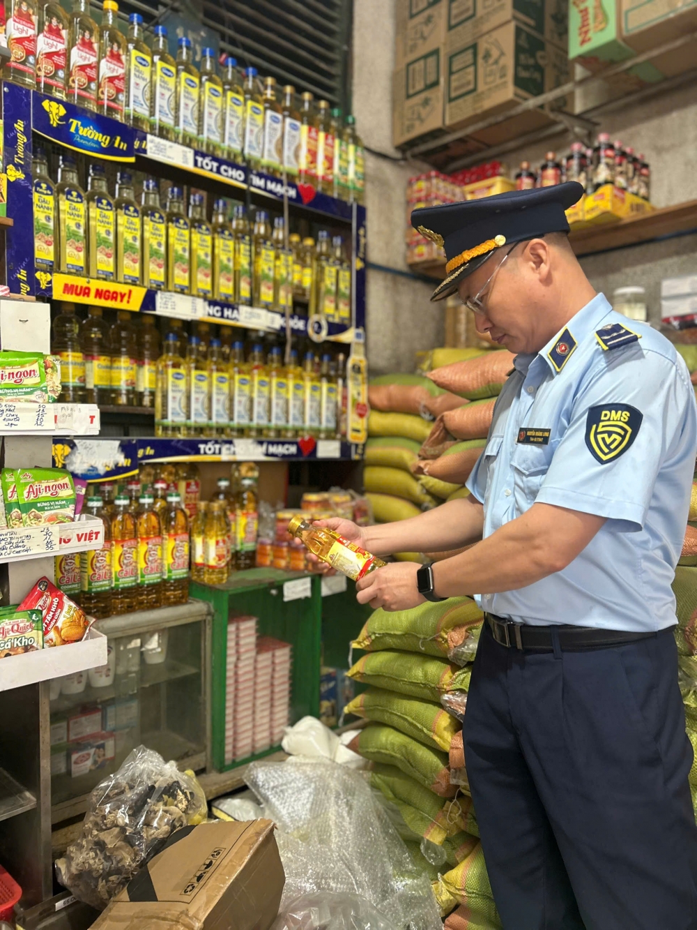 Cục QLTT tỉnh Ninh Thuận: Tăng cường, kiểm tra giám sát trong tháng cao điểm cuối năm