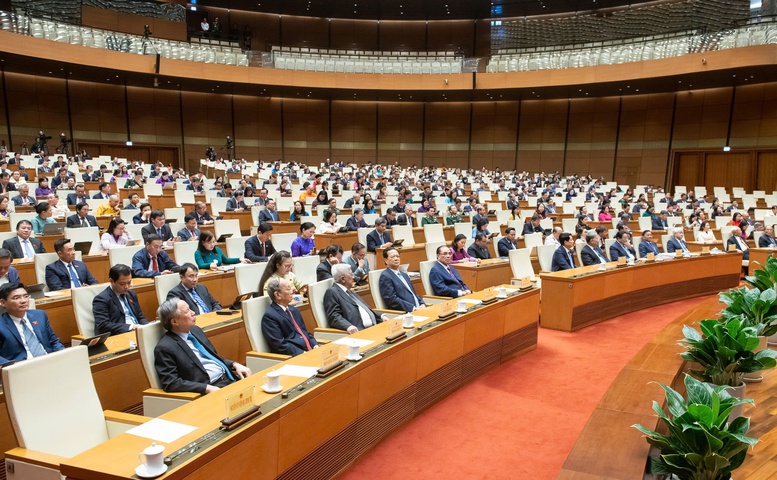 Kỳ họp thứ 8, Quốc hội khóa XV thông qua nhiều luật, vấn đề quan trọng của đất nước- Ảnh 1.