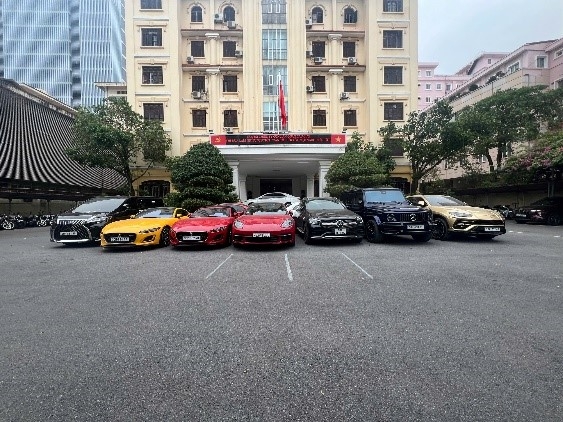 Công an Hà Nội triệt phá băng nhóm lừa đảo sàn giao dịch ngoại hối, chứng khoán trái phép do Phó Đức Nam cầm đầu Công an Hà Nội triệt phá băng nhóm lừa đảo sàn giao dịch ngoại hối, chứng khoán trái phép do Phó Đức Nam cầm đầu