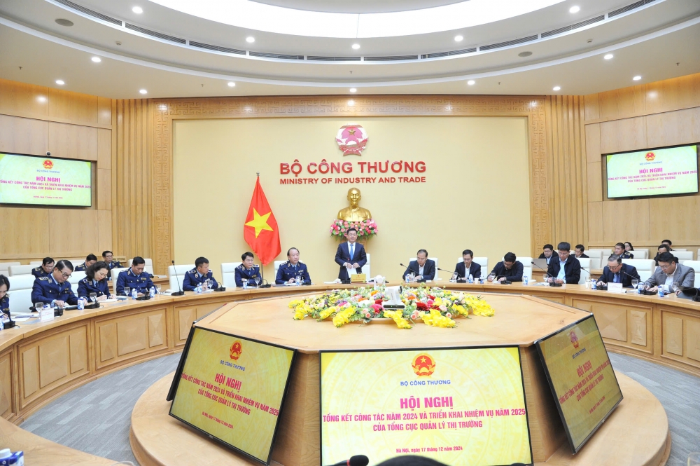 Lực lượng Quản lý thị trường tổng kết công tác năm 2024, triển khai nhiệm vụ năm 2025
