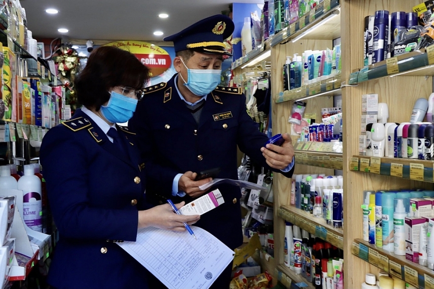 Kiểm tra chuỗi “Hệ thống Ngôi Nhà Đức”, thu giữ nhiều sản phẩm vi phạm