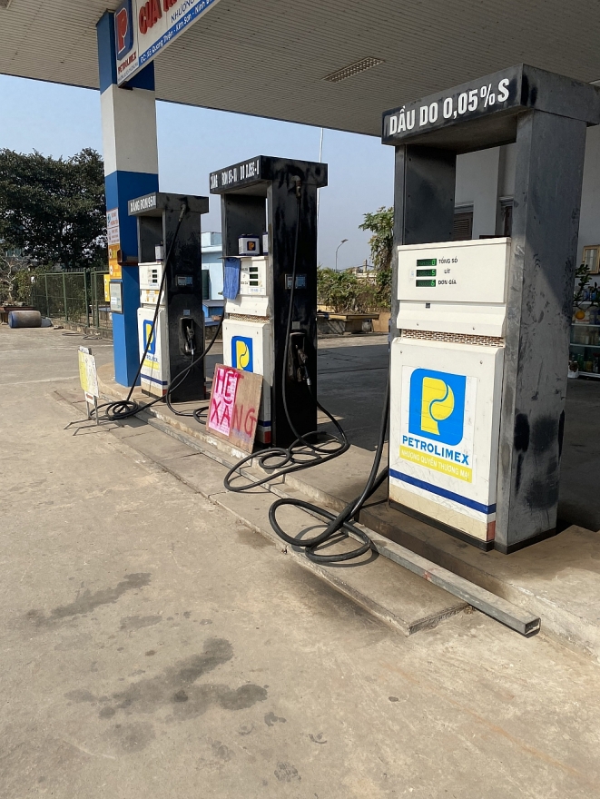 Xử phạt 02 cửa hàng ngừng bán xăng dầu tại Ninh Bình Xử phạt 02 cửa hàng ngừng bán xăng dầu tại Ninh Bình