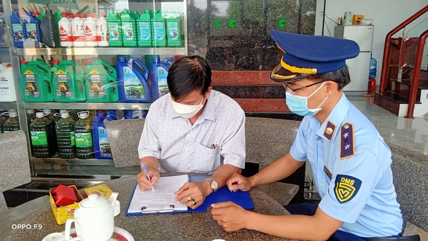 Lực lượng QLTT: Kiểm tra, giám sát hàng nghìn cơ sở, cửa hàng xăng dầu trên cả nước