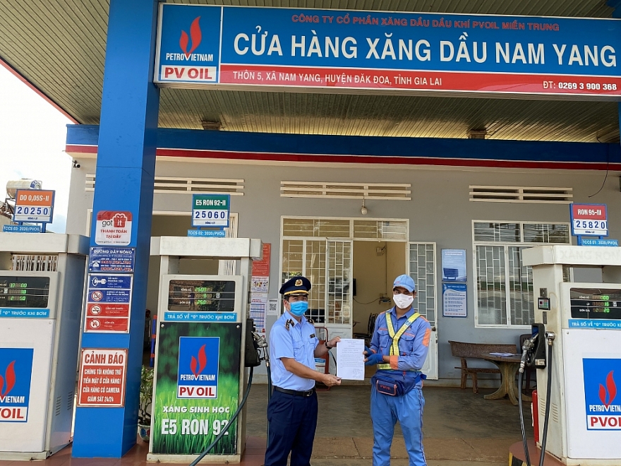 Lực lượng QLTT: Kiểm tra, giám sát hàng nghìn cơ sở, cửa hàng xăng dầu trên cả nước