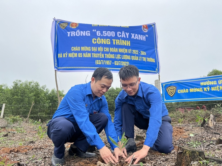 Cục QLTT Hà Tĩnh: Hoàn thành việc trồng 6.500 cây xanh chào mừng kỷ niệm truyền thống lực lượng Quản lý thị trường