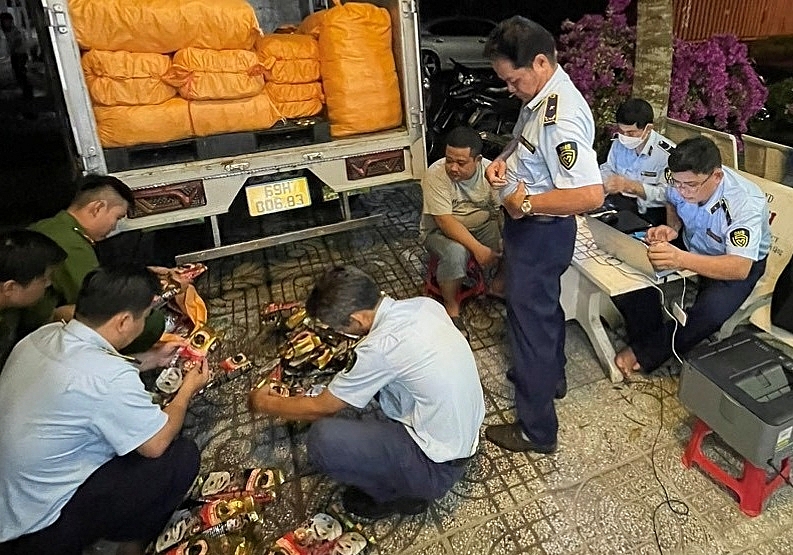 Đề nghị khởi tố vụ buôn bán hàng hóa giả mạo nhãn hiệu cà phê Tuấn Kiệt