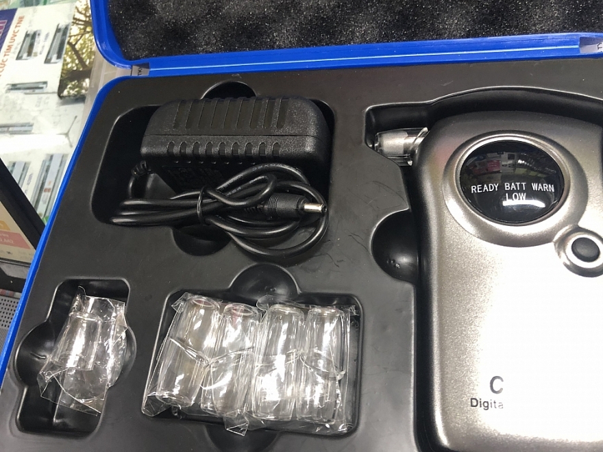 Phát hiệu nhiều sai phạm trong kinh doanh thiết bị đo nồng độ cồn tại Hà Nội