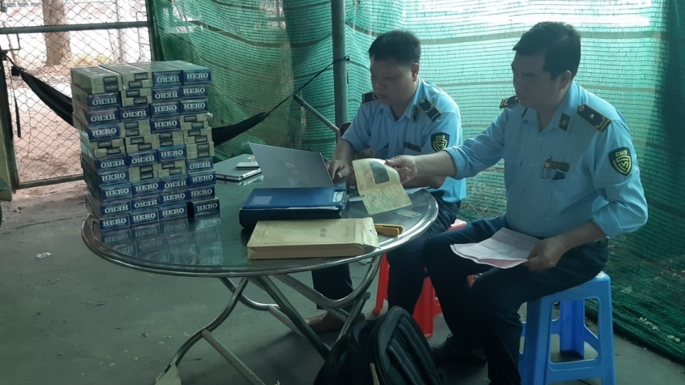 Phạt 20 triệu đồng cá nhân vận chuyển 400 bao thuốc lá điếu nhập lậu