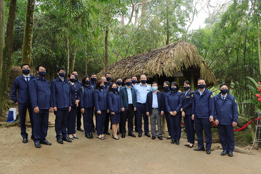 Chính thức phát động Chương trình trồng 65.000 cây xanh trong toàn lực lượng Quản lý thị trường