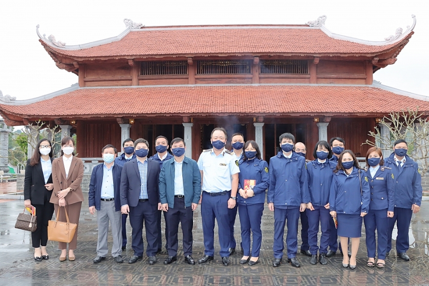 Chính thức phát động Chương trình trồng 65.000 cây xanh trong toàn lực lượng Quản lý thị trường