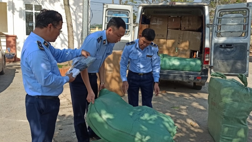 Lạng Sơn: Phát hiện gần 1.400 sản phẩm nhập lậu không rõ nguồn gốc xuất xứ
