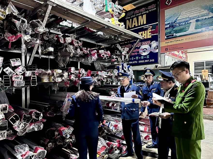 Xử phạt 32,5 triệu đồng DN kinh doanh vật liệu xây dựng nhập lậu và quá hạn sử dụng Xử phạt 32,5 triệu đồng DN kinh doanh vật liệu xây dựng nhập lậu và quá hạn sử dụng