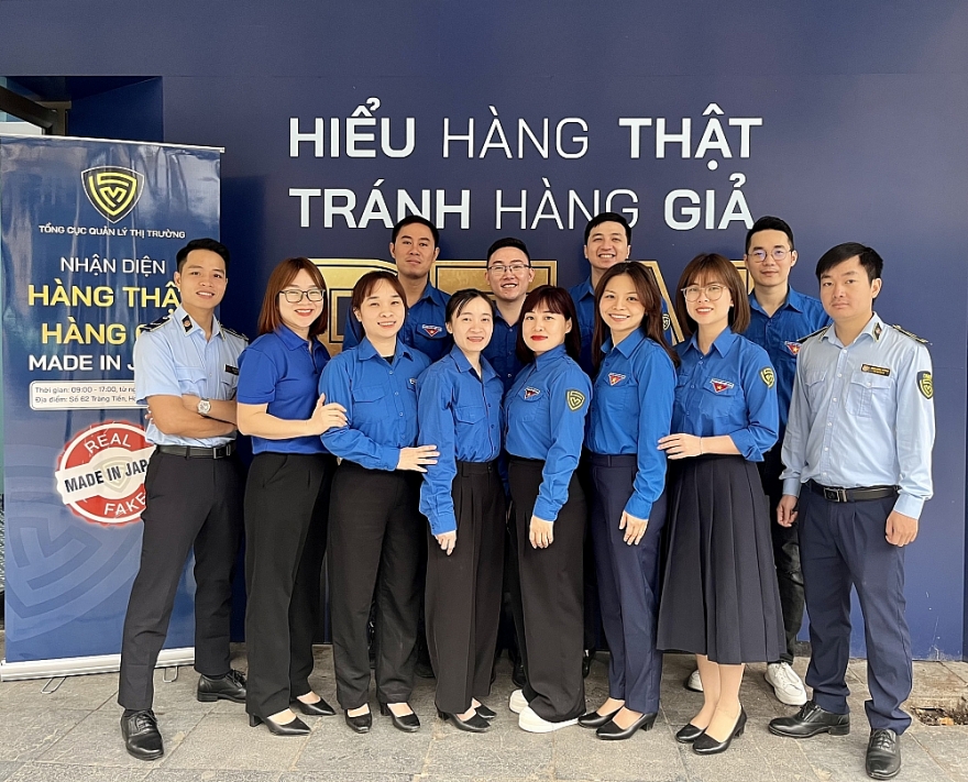 Đoàn Thanh niên Tổng cục QLTT nhận diện hàng vi phạm trên thị trường Đoàn Thanh niên Tổng cục QLTT nhận diện hàng vi phạm trên thị trường