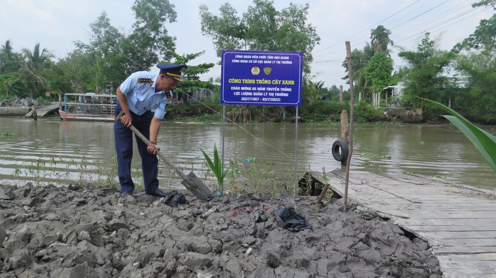 5.100 cây xanh được trồng mới tại Hậu Giang