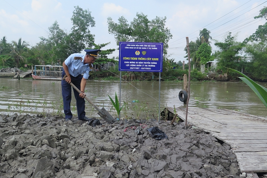 5.100 cây xanh được trồng mới tại Hậu Giang