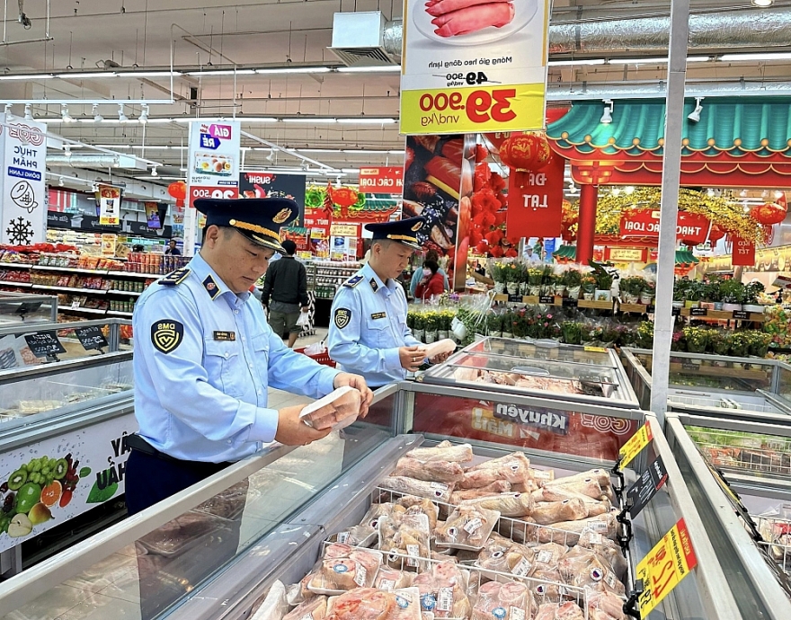 Cục QLTT TP. Đà Nẵng kiểm tra, xử phạt vi phạm hành chính hơn 1 tỷ đồng trong Quý I năm 2024 Cục QLTT TP. Đà Nẵng kiểm tra, xử phạt vi phạm hành chính hơn 1 tỷ đồng trong Quý I năm 2024