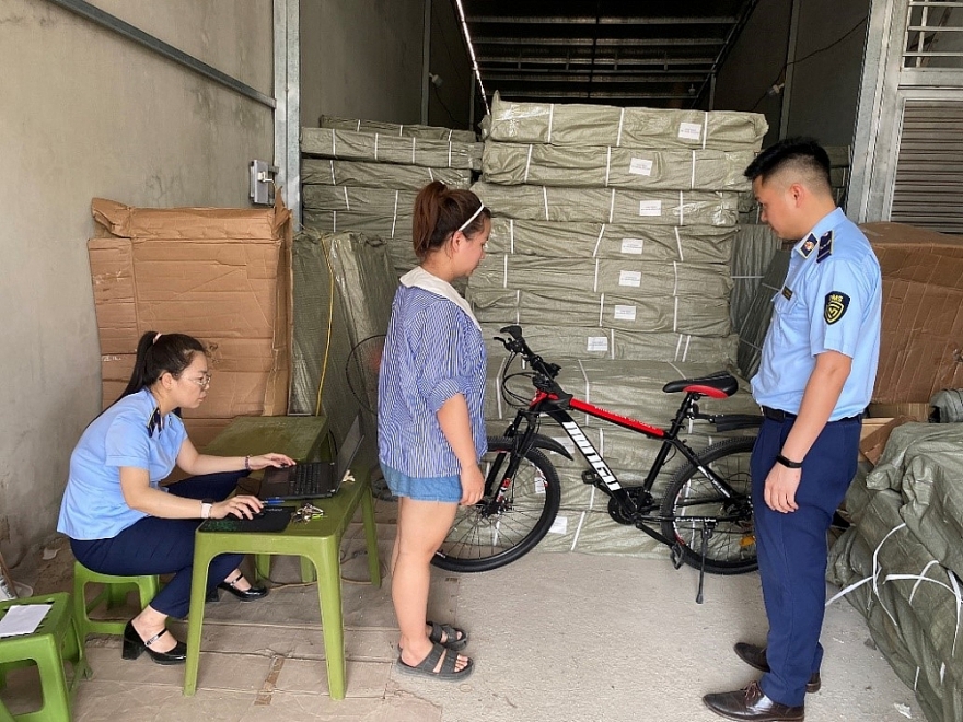 Thái Nguyên: Tạm giữ 300 chiếc xe đạp không rõ nguồn gốc xuất xứ Thái Nguyên: Tạm giữ 300 chiếc xe đạp không rõ nguồn gốc xuất xứ