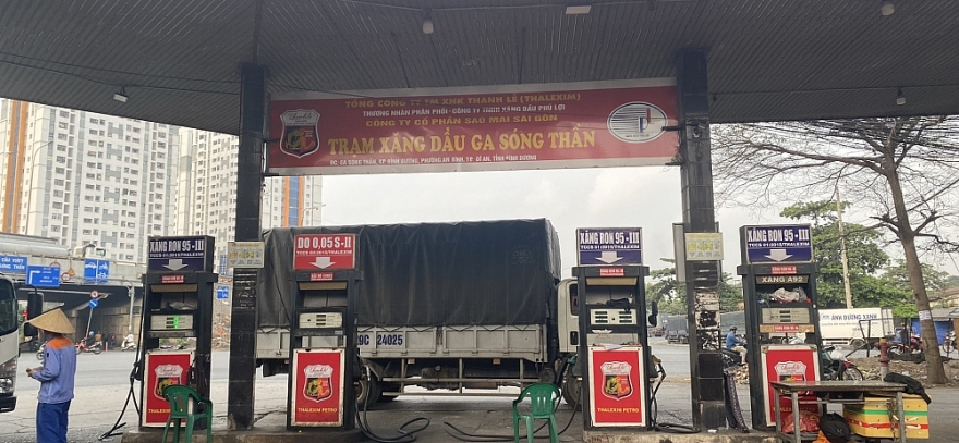 Ngăn chặn 15.000 lít xăng không đảm bảo chất lượng tại Bình Dương Phát hiện, xử lý DN kinh doanh 15.000 lít xăng không đảm bảo chất lượng ra thị trường tại Bình Dương