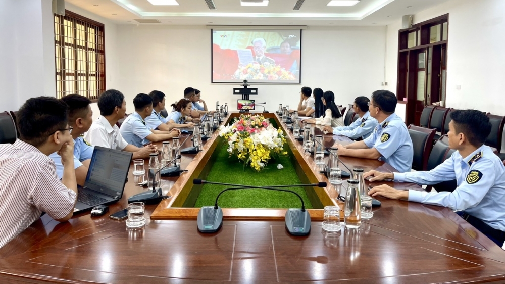 Đảng viên, công chức, người lao động Cục QLTT tỉnh Đắk Lắk hướng về kỷ niệm 70 năm Chiến thắng Điện Biên Phủ