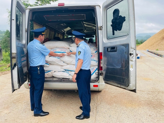 Tăng cường chống buôn lậu và gian lận thương mại mặt hàng đường cát