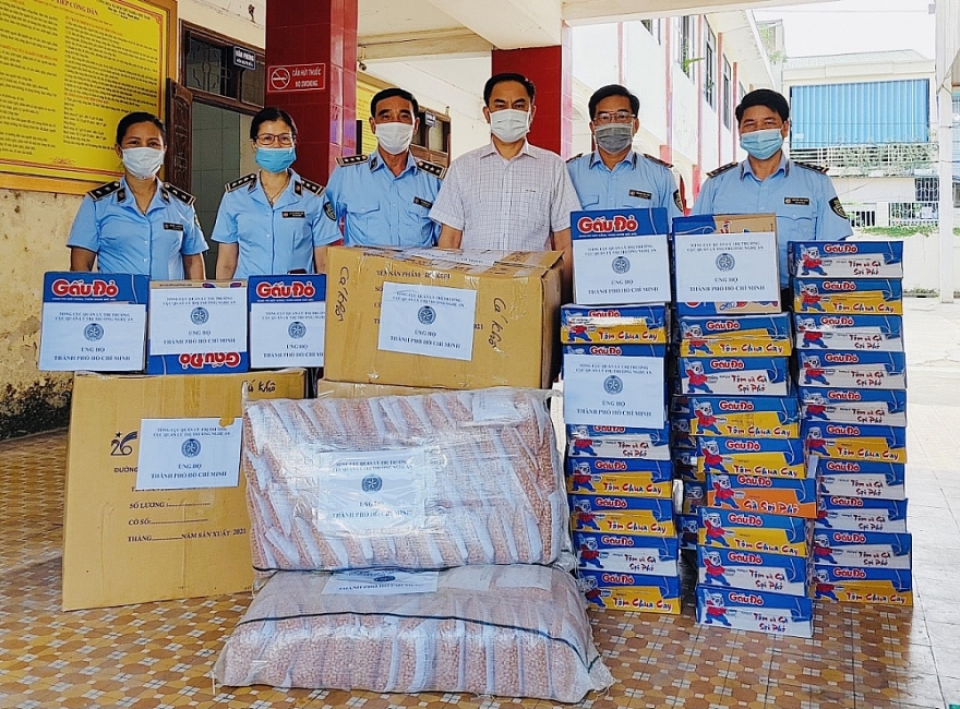 Cục QLTT Nghệ An ủng hộ gần 30 triệu đồng Chương trình “Vì thành phố mang tên Bác”