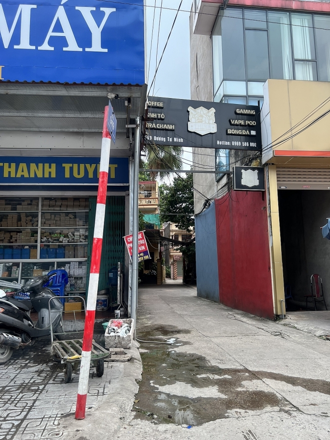 Đồng loạt kiểm tra 03 điểm kinh doanh thuốc lá thế hệ mới trên địa bàn Tp. Thái Nguyên