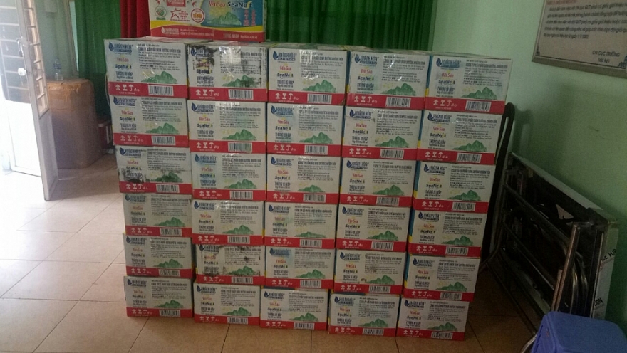 Phát hiện gần 3.000 lon nước Yến Sào giả tại Vĩnh Long