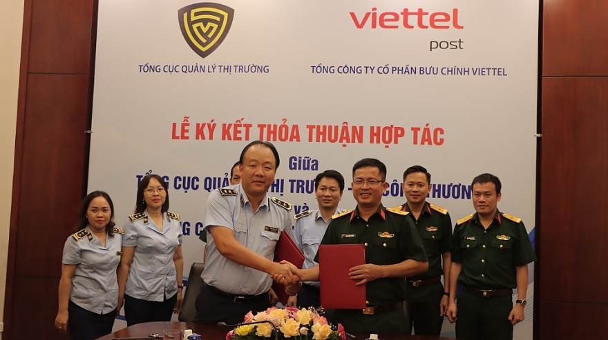 Tổng cục QLTT ký hợp tác với Viettel Post trong kiểm tra, xử lý hàng hóa vi phạm qua đường bưu chính Tổng cục QLTT ký hợp tác với Viettel Post trong kiểm tra, xử lý hàng hóa vi phạm qua đường bưu chính