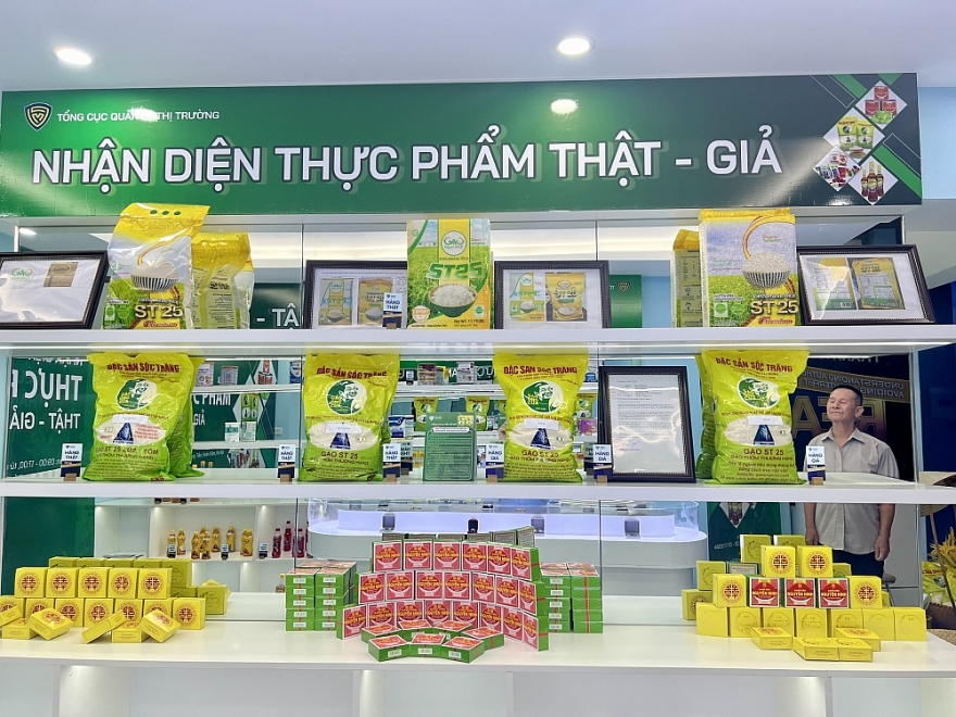 Mở cửa Phòng trưng bày “Nhận diện Thực phẩm thật - giả” Mở cửa Phòng trưng bày “Nhận diện Thực phẩm thật - giả”