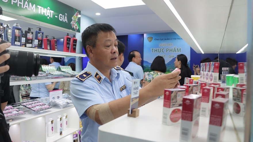 Mở cửa Phòng trưng bày “Nhận diện Thực phẩm thật - giả” Mở cửa Phòng trưng bày “Nhận diện Thực phẩm thật - giả”