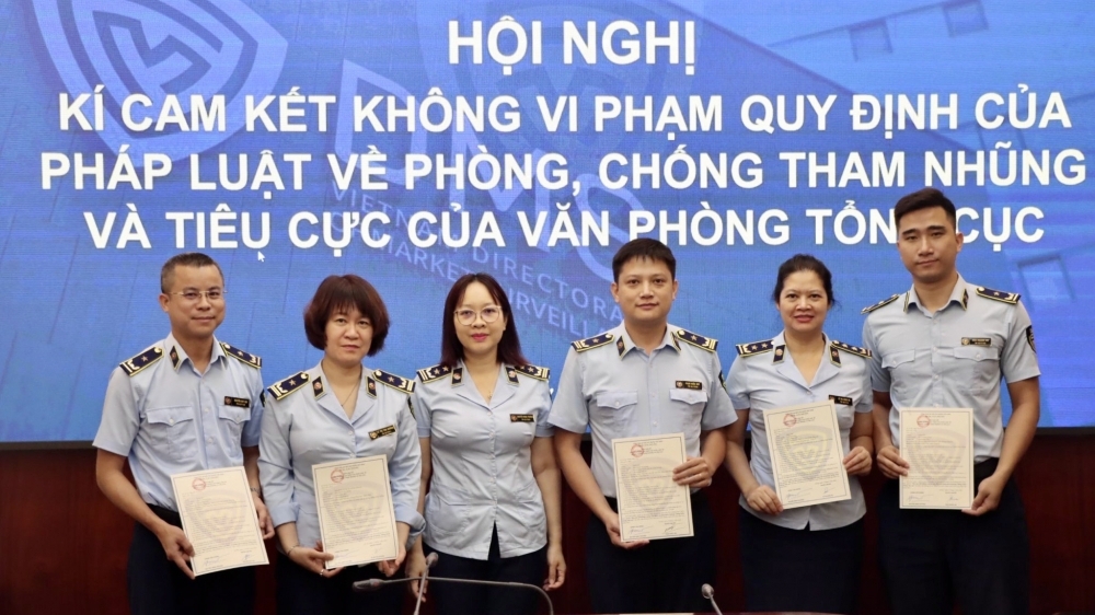Văn phòng Tổng cục ký cam kết không vi phạm quy định của Pháp luật về phòng, chống tham nhũng và tiêu cực