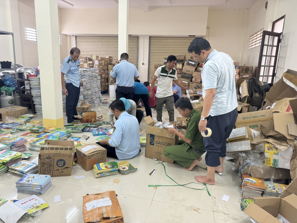 Cảnh giác mua phải sách giả trên mạng xã hội Cảnh giác mua phải sách giả trên mạng xã hội