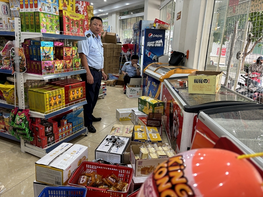 Hải Dương: Phát hiện, thu giữ gần 1.200 bánh trung thu nhập lậu Hải Dương: Phát hiện, thu giữ gần 1.200 bánh trung thu nhập lậu