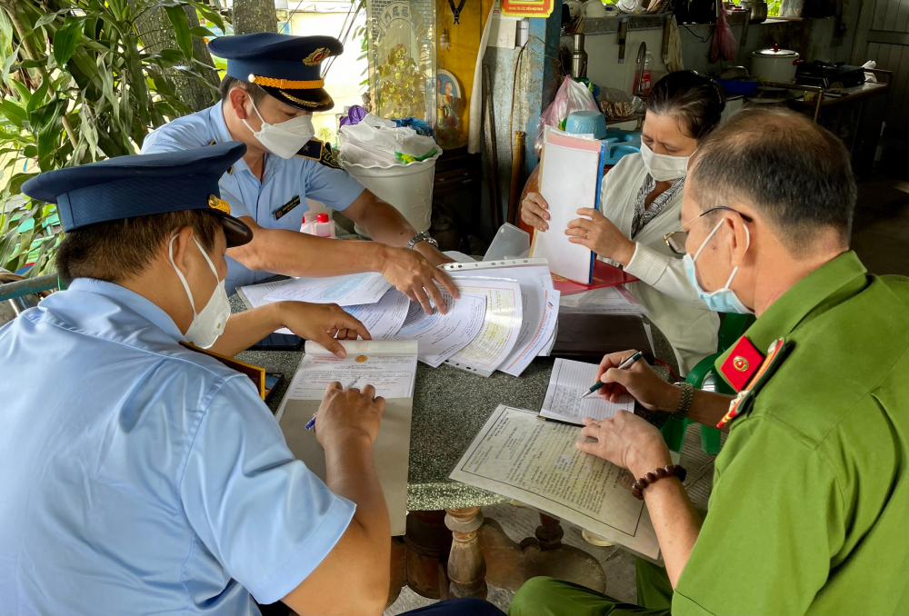 Phát hiện 01 cây xăng ở An Giang tháo dỡ niêm phong, kẹp chì