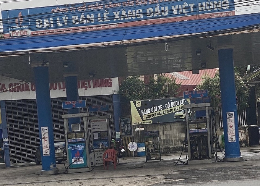 Phạt 10 triệu cửa hàng xăng dầu treo biển 