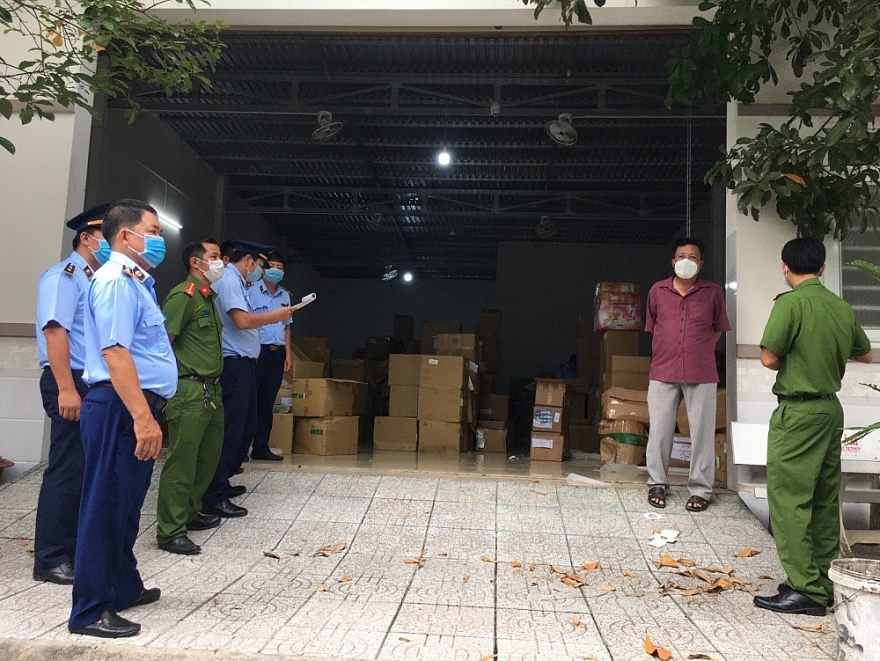 Công ty ngang nhiên sản xuất mỹ phẩm dù phiếu công bố đã hết hiệu lực