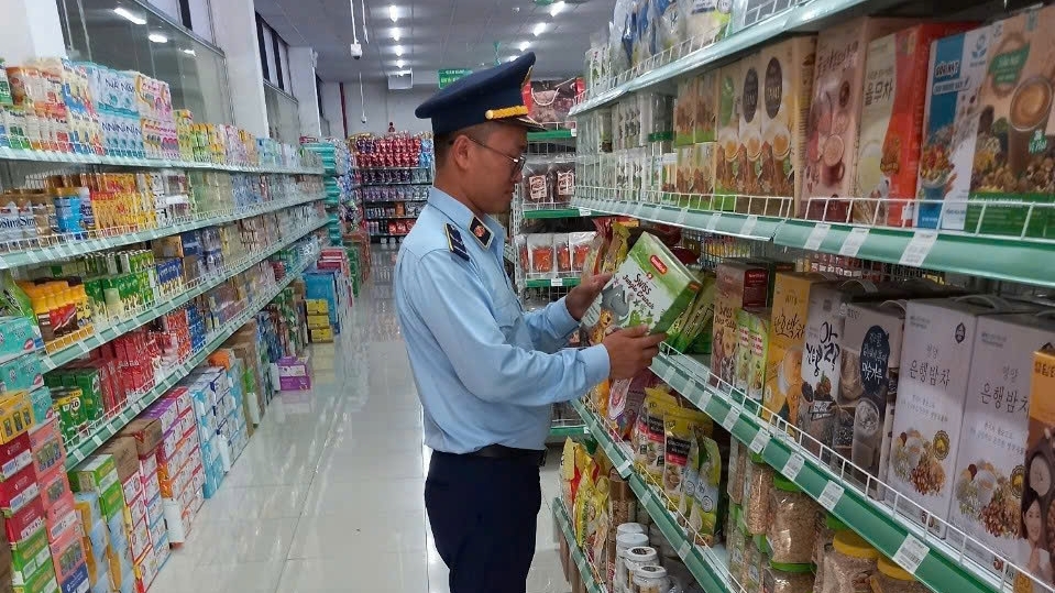 Lực lượng QLTT Quảng Bình thu nộp ngân sách nhà nước trên 1,6 tỷ đồng trong tháng 10/2024