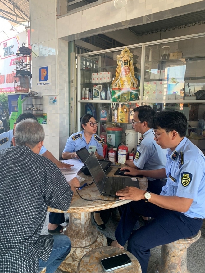 Bình Thuận: Phát hiện xử lý 36 vụ vi phạm về xăng dầu trong 10 tháng đầu năm 2024 Bình Thuận: Phát hiện xử lý 36 vụ vi phạm về xăng dầu trong 10 tháng đầu năm 2024