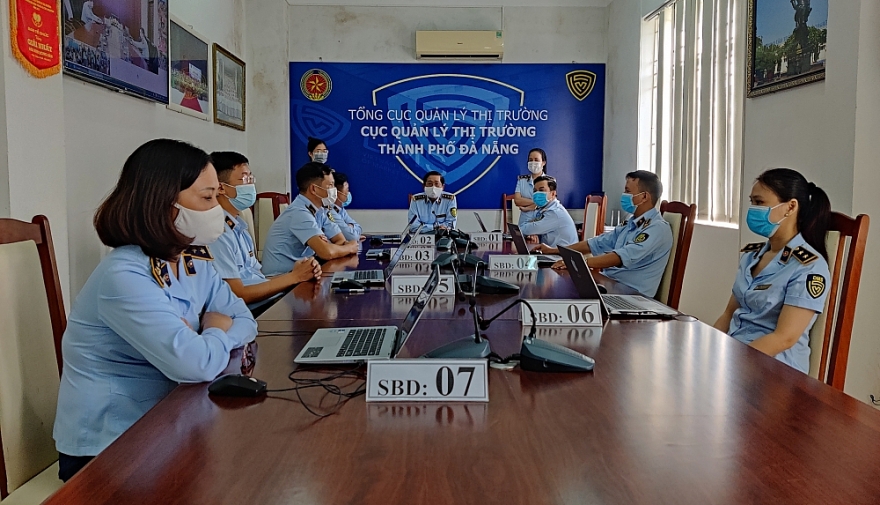 Cục QLTT Đà Nẵng tổ chức thành công Hội nghị trực tuyến đánh giá chuyên môn nghiệp vụ cho công chức lãnh đạo