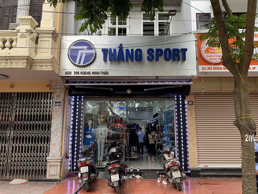 8 Đội đồng loạt ra quân, lực lượng QLTT Hải Phòng thu giữ hàng nghìn sản phẩm có dấu hiệu vi phạm tại 15 điểm kinh doanh