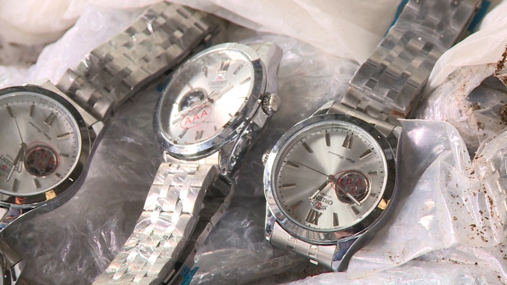 Hà Nội: Tiêu hủy 8 tấn hàng giả, hàng cấm lưu thông