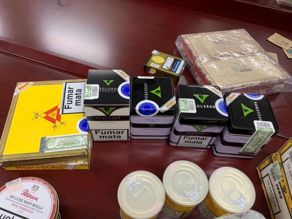 Hà Nội: Triệt phá 3 kho xì gà nhập lậu trị giá hàng tỷ đồng