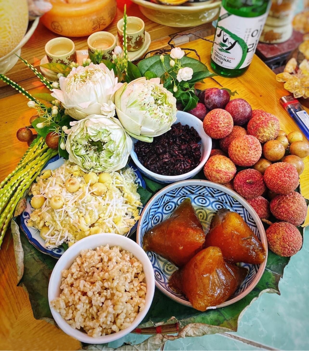 Hút mắt những mâm cúng trong dịp Tết Đoan ngọ Hút mắt những mâm cúng trong dịp Tết Đoan ngọ