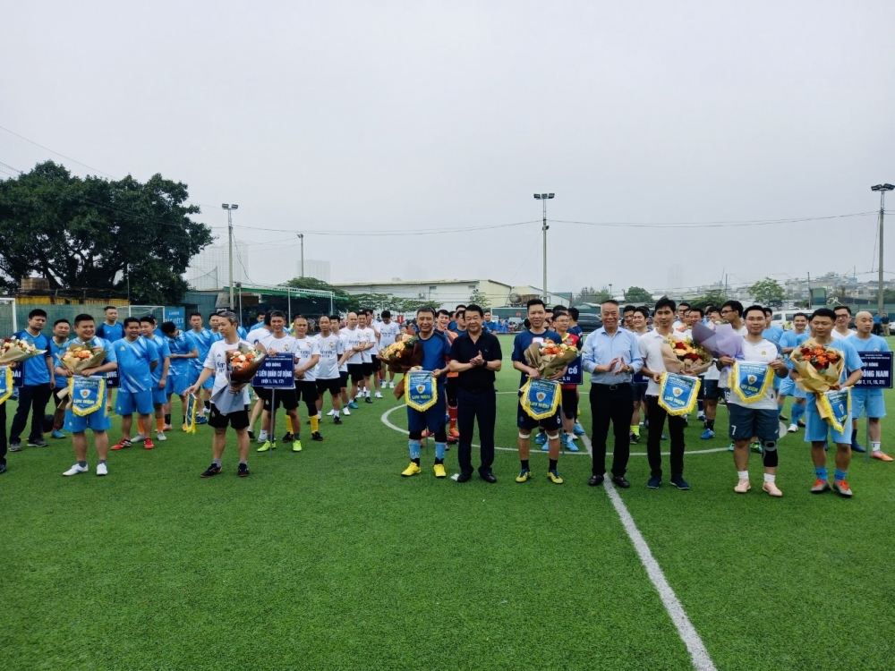 Quản lý thị trường cả nước với nhiều hoạt động chào mừng 65 năm truyền thống lực lượng