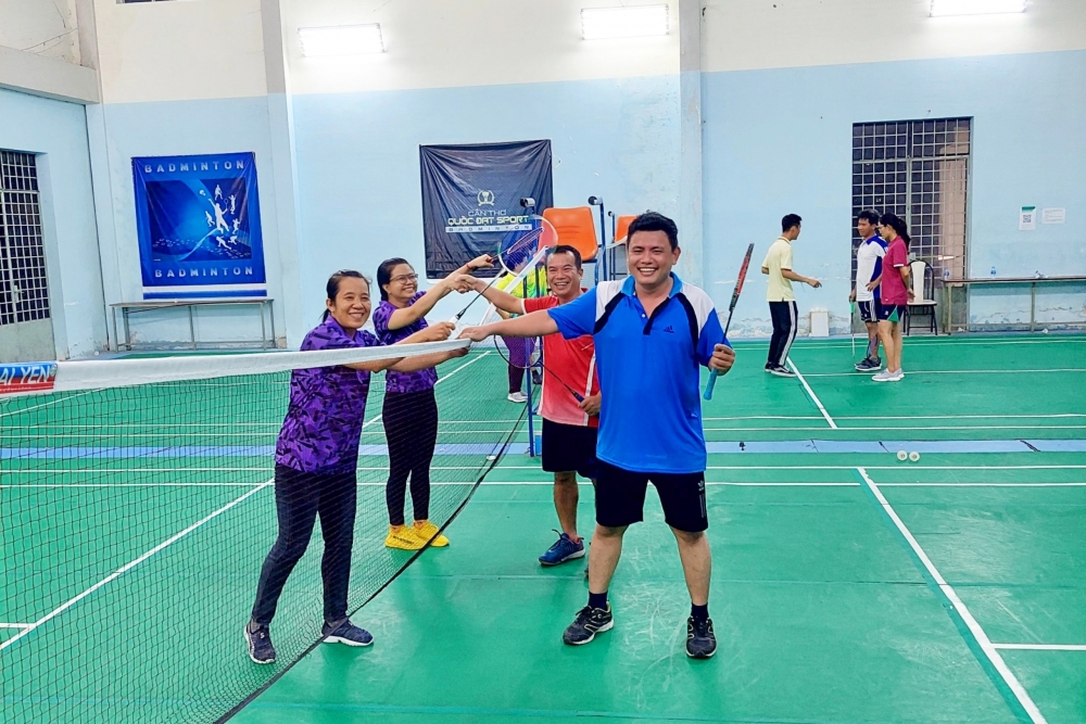 Quản lý thị trường cả nước với nhiều hoạt động chào mừng 65 năm truyền thống lực lượng