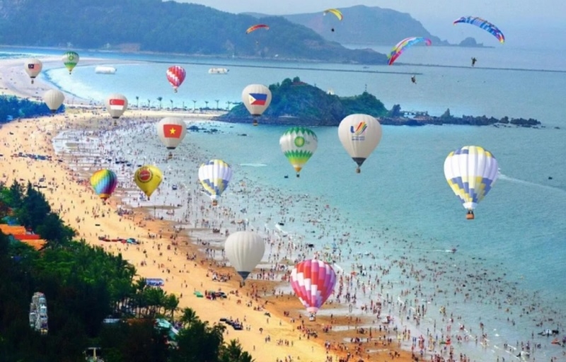 Cửa Lò lần đầu tiên tổ chức Ngày hội khinh khí cầu trong mùa du lịch biển năm 2022 Cửa Lò lần đầu tiên tổ chức Ngày hội khinh khí cầu trong mùa du lịch biển năm 2022